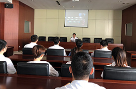 公司組織員工參加“樹立風(fēng)險意識，遠(yuǎn)離非法集資”投資者宣傳教育活動